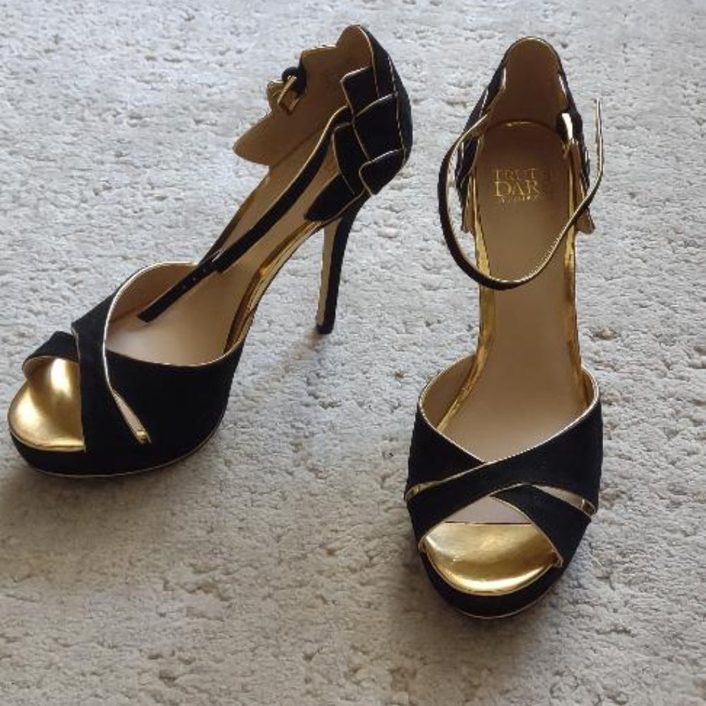Truth or Dare by Madonna Black and Gold Stilettos Size 8.5